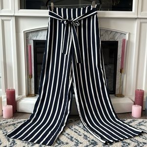 Forever 21 Wide leg high waist dress pant